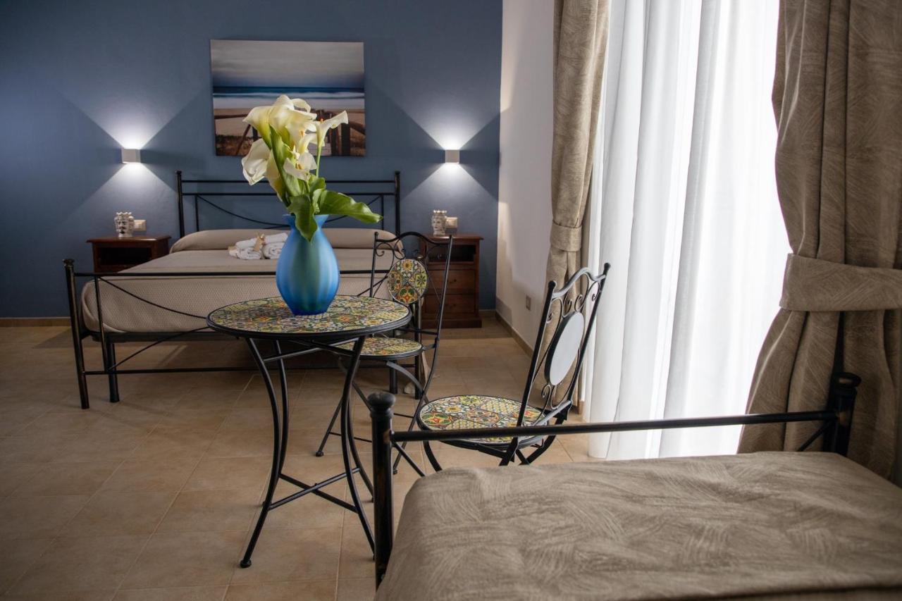 B&B Palazzo Loreto Avola Esterno foto
